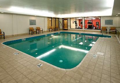 Courtyard Hotel 3*